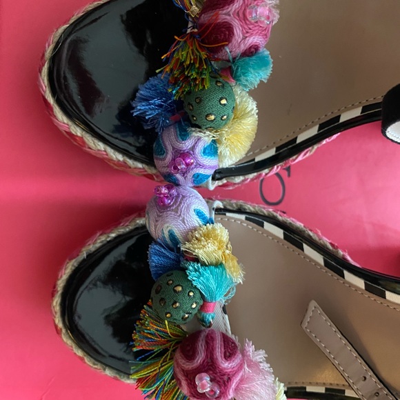 Betsey Johnson Platform pumps. Size 7 1/2. Worn once. Just like new. - Picture 4 of 11